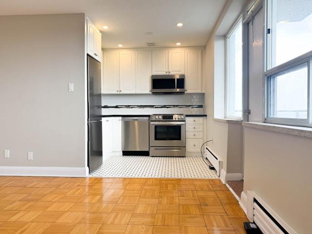 90 Jameson Avenue 2 Bedroom Apartment for Rent at 90 Jameson Ave, Toronto, ON M6K 2X6 Parkdale