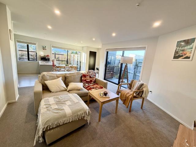 90 Knights Road, Lower Hutt