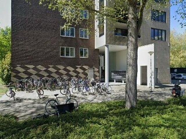 90 m2 apartment for rent in Amsterdam Slotervaart