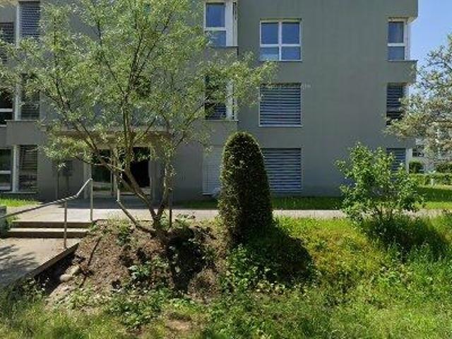 90 m2 apartment for rent in Bremgarten