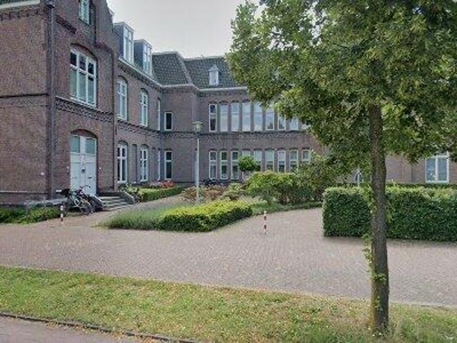90 m2 apartment for rent in Haarlem