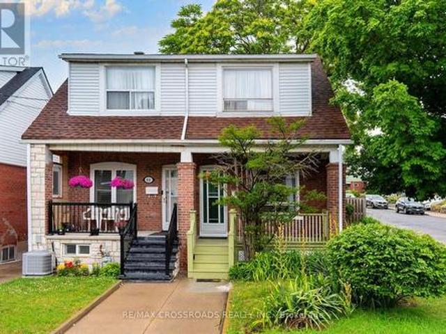 90 Milverton Boulevard, Toronto, ON, M4J 1T8 house for sale | Listing ID E13480 | Royal LePage