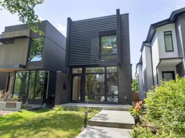 9108 Street, Edmonton, AB, T6G 1R9 house for sale | Listing ID E4493 | Royal LePage