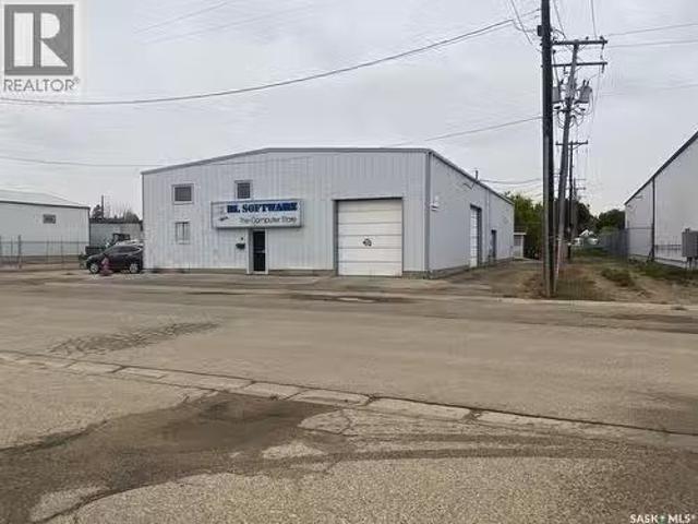 910 Fairford Street W, Moose Jaw, SK, S6H 1W5 commercial for.