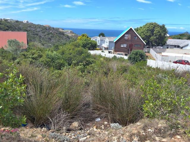 910 m² Land available in Dana Bay