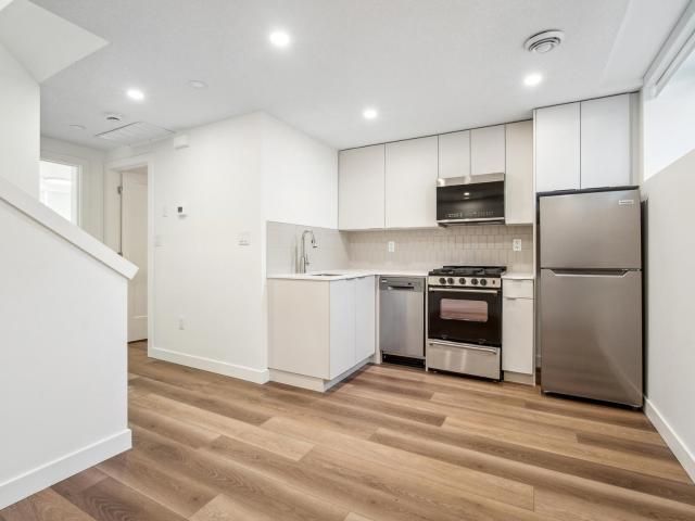 9115 9121 65 Ave 1 Bedroom [object Promise] for Rent