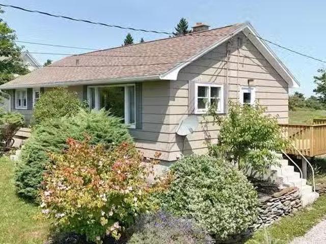 911 Highway 335, West Pubnico, NS, B0W 3S0 house for sale L.