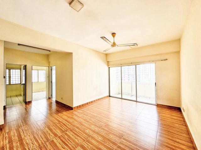 911sqft NICE FREEHOLD Setapak Ria Condo