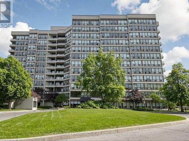 912 12 Laurelcrest Street, Brampton, ON, L6S 5Y4 condo for sale | Listing ID W13515 | Royal LePage