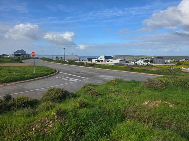 912 m² Land available in Hoogland
