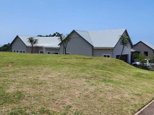 912 m² Land available in Salt Rock