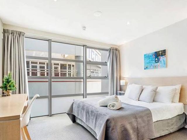 913 85 Wakefield Street City Centre