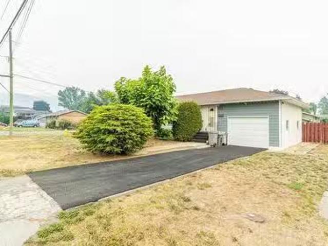 913 Holt Street, Kamloops, BC, V2B 5G8 house for sale Listi.