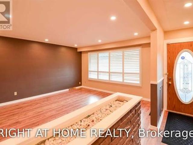 915 Athol Street, Whitby, ON, L1N 4A3 house for lease | Listing ID E13643 | Royal LePage