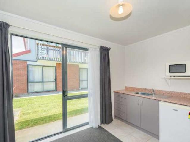 9/175a Knighton Road, 1074, Hamilton City