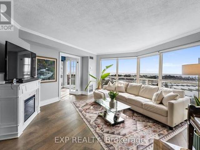 918 2 Lake Shore Boulevard W, Toronto, ON, M8V 3X1 condo for sale | Listing ID W13508 | Royal LePage