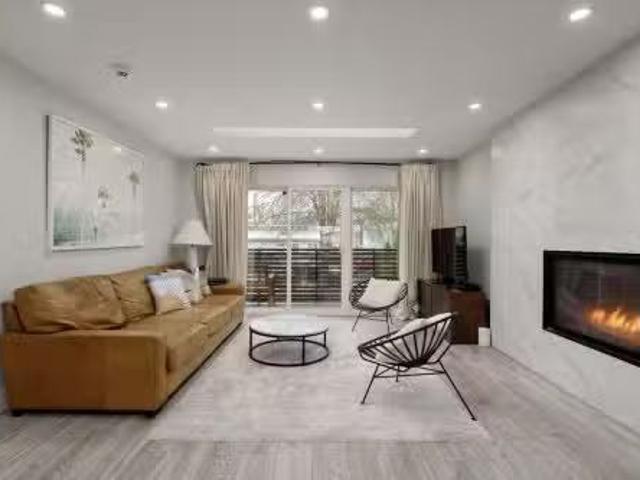 919 27Th Avenue E, Vancouver, BC, V5V 2L3 house for lease L.