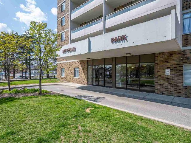 919 Dufferin 1 Bedroom Apartment for Rent at 919 Dufferin St, Toronto, ON M6H 4B3 Wallace Emerson
