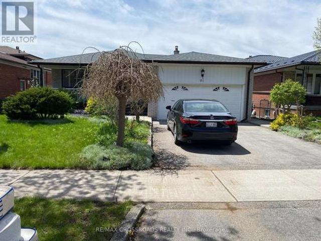 91 Bickerton Crescent, Toronto, ON, M2J 3T2 house for sale | Listing ID C13696 | Royal LePage