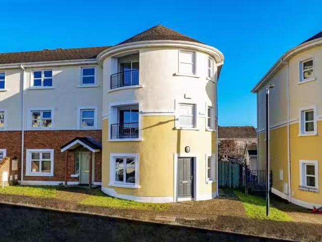 91 Cluain Riocaird, Castlegar, Co. Galway, H91P92P is for sale