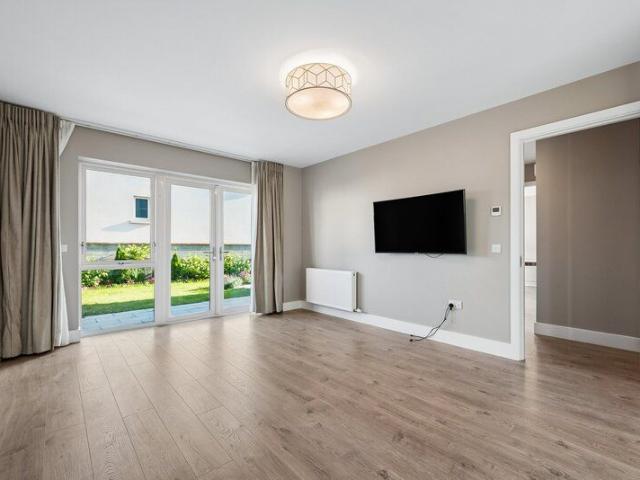91 Drumnigh Manor Portmarnock Co. Dublin