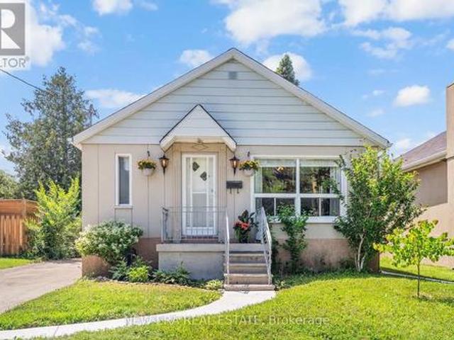 91 Hadrian Drive, Toronto, ON, M9W 1V7 house for sale | Listing ID W13527 | Royal LePage