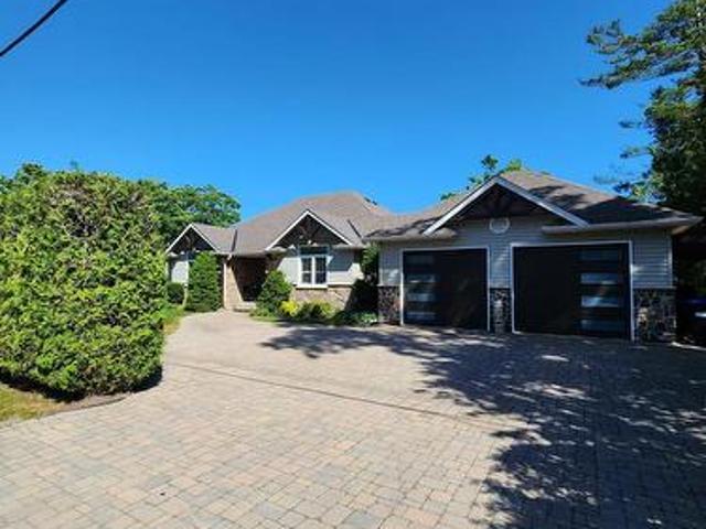 91 Lakeshore Road W, Oro Medonte, ON, L0L 2E0 house for sale | Listing ID S12105 | Royal LePage
