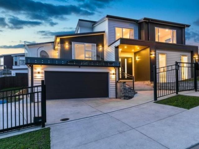 91 San Valentino Drive, Henderson, Auckland