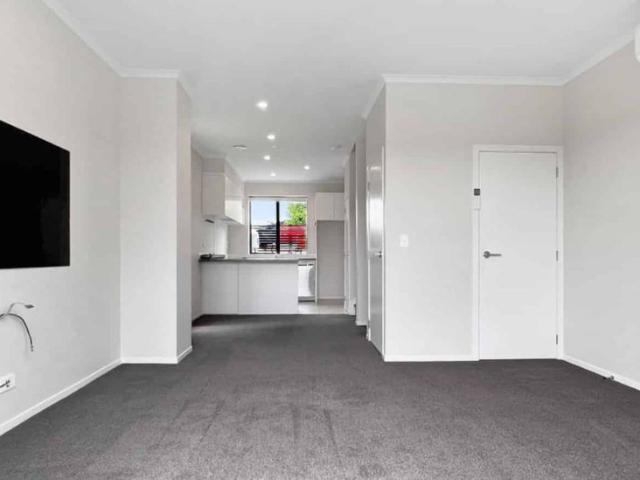 91C Hobsonville Point Road, Hobsonville