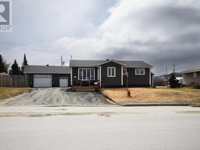 920 Bartlett Drive, Labrador City, NL, A2V 2N4 house for sale | Listing ID 1297 | Royal LePage