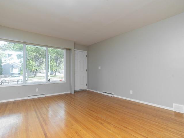 920 Weatherdon, Winnipeg, MB