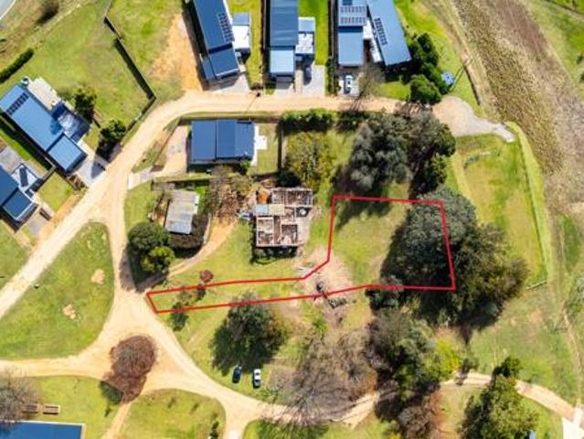 921 m² Land available in Nottingham Road