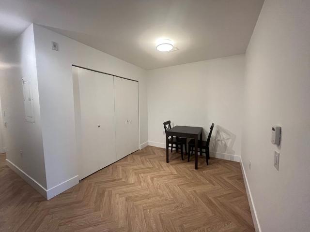 9228 Slopes Mews #4xx, Burnaby, BC V5A0E9