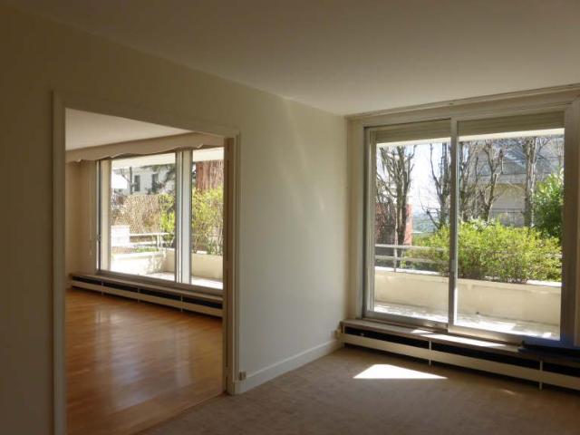 92210, Saint Cloud