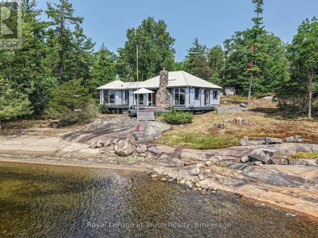 9232 Is 1810 Bone Island, Georgian Bay Gibson, ON, P0E 1E0 house for sale | Listing ID X13539 | Royal LePage