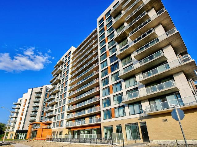 923 2 David Eyer Road, Richmond Hill | 1+1Beds/2Bath, Condo, $2,450/mo | Condos. Ca