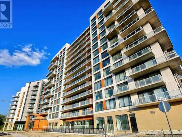 923 2 David Eyer Road, Richmond Hill, ON, L4S 1M4 lease for lease | Listing ID N13560 | Royal LePage