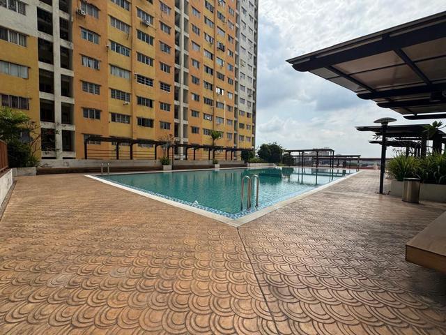 923sqft TERMURAHH Pangsapuri Palm Garden Bandar Baru Klang FOR SALE