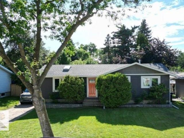 924 Conifer St, Sherwood Park, AB, T8A 1N5 house for sale | Listing ID E4497 | Royal LePage