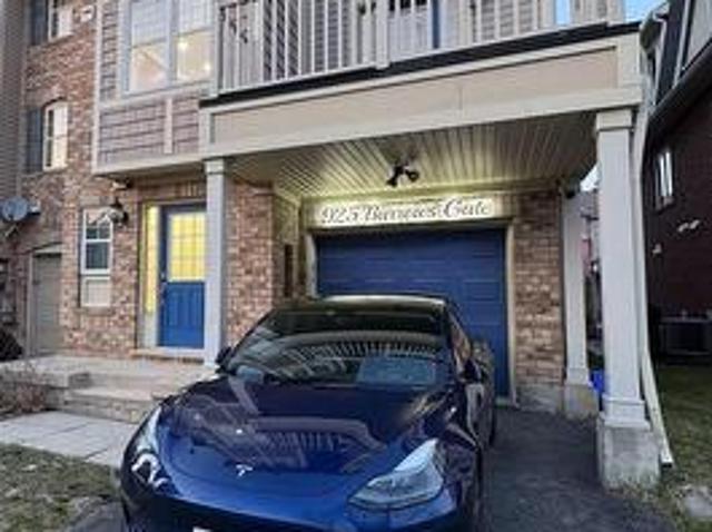 925 Burrows Gate, Milton, ON, L9Y 0K7 house for lease | Listing ID W13173 | Royal LePage