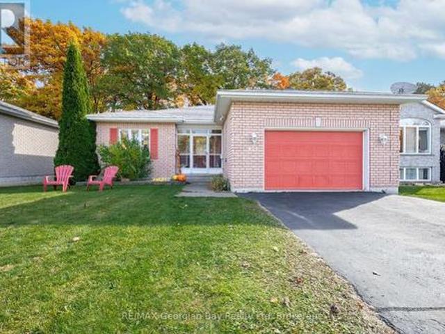 925 Dominion Avenue, Midland, ON, L4R 4W2 house for sale | Listing ID S13110 | Royal LePage
