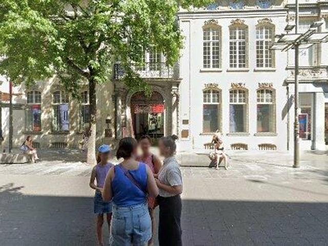 925 m2 office space for rent in Stad Antwerp