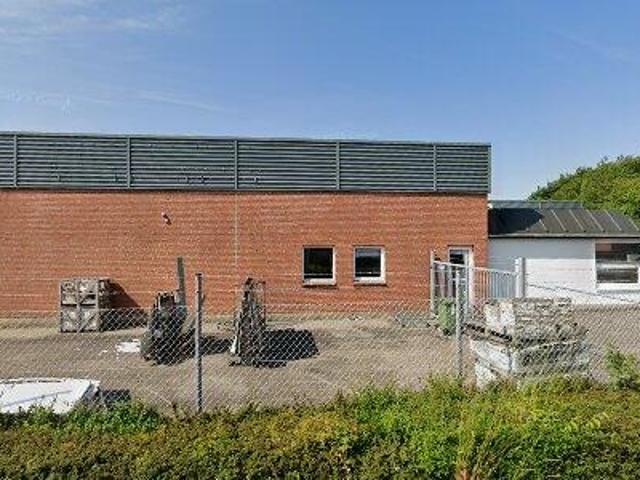925 m2 lager, produktion til leje i Herning