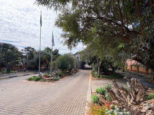 926 m² Land available in Buffelspoort