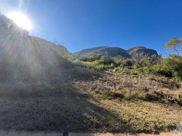 926 m² Land available in Kosmos