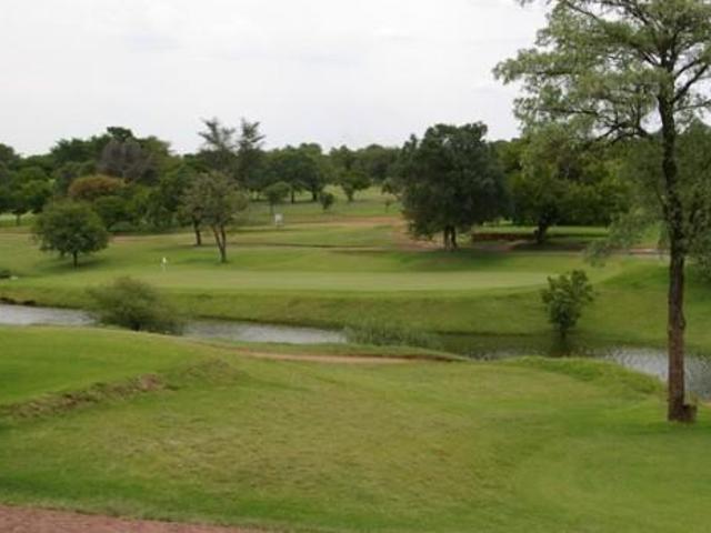926 m² Land available in Seasons Lifestyle Estate