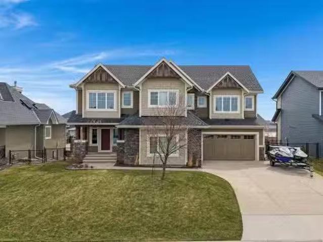 928 East Lakeview Road, Chestermere, AB, T1X 1R2 house for s.