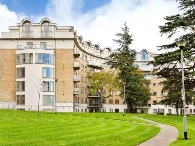 92 The Oaks, Rockfield, Dundrum, Dublin 16, D16TV08 is for sale