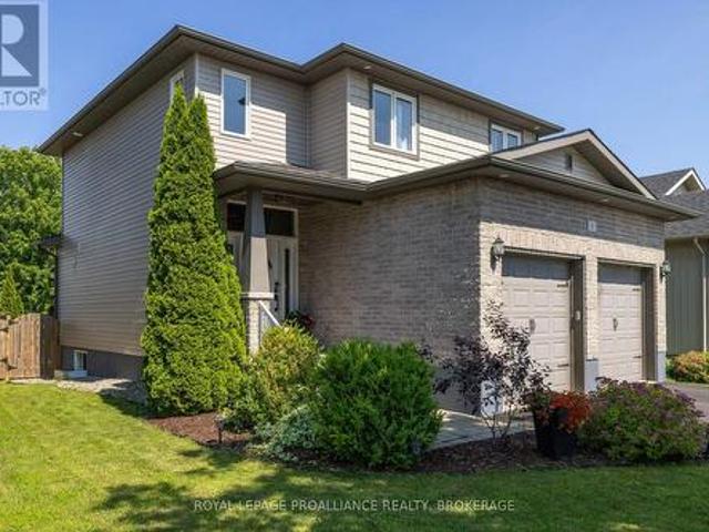 92 Windermere Boulevard, Loyalist Bath, ON, K0H 1G0 house for sale | Listing ID X13504 | Royal LePage