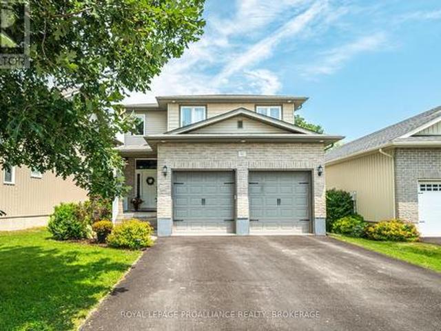 92 Windermere Boulevard, Loyalist Bath, ON, K0H 1G0 house for sale | Listing ID X13556 | Royal LePage